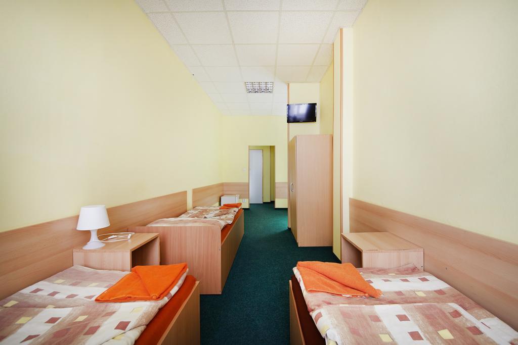 Hostel Kolbenka Prague Exterior photo